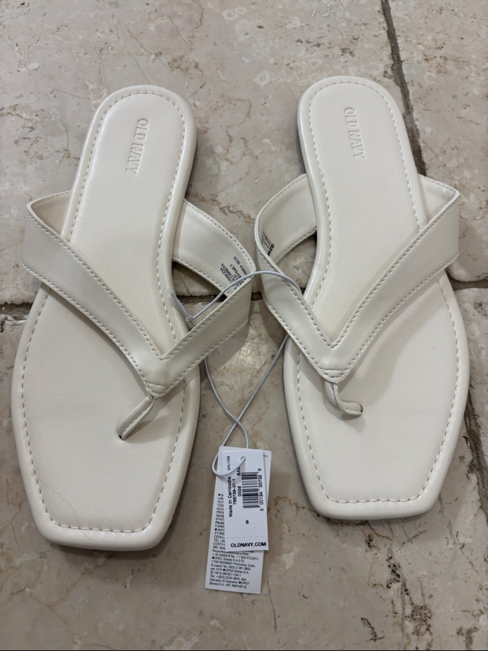 Old Navy Off-White Square-Toe Flip Flop Sandals